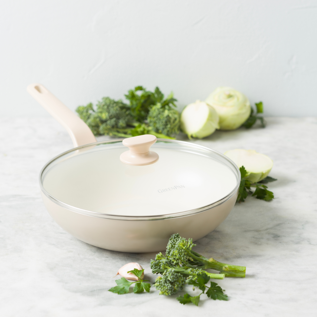 Greenpan Essence Covered Wok