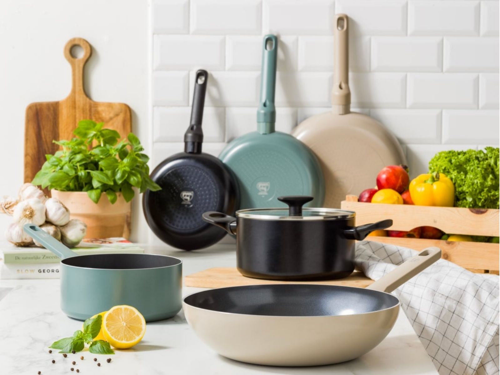 GreenChef Tones 18 cm Covered Saucepan – 2.03 L