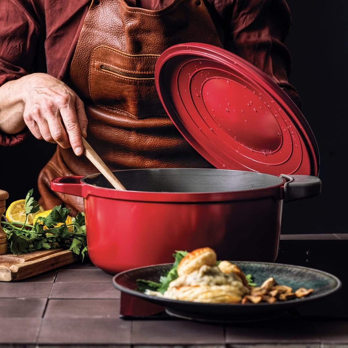 Greenpan Featherweights 26cm Casserole with Lid- Scarlet Red